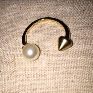 Stella and Dot Pearl Spike Ring m/l